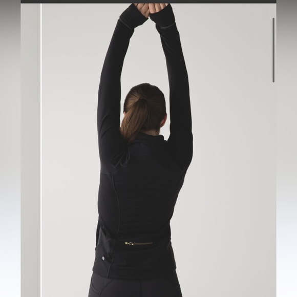 Lululemon Fleece Out Jacket Size 6 - Picture 8 of 13